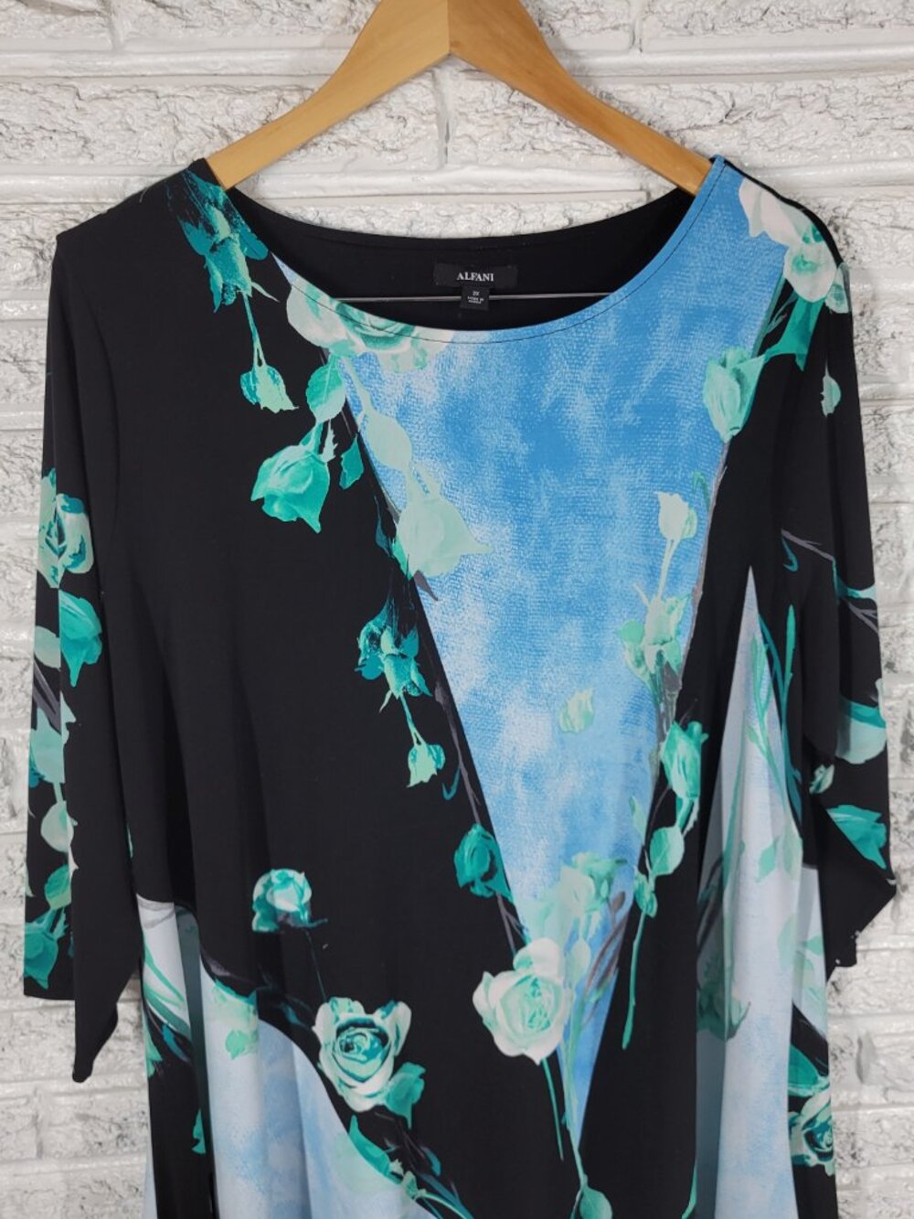 Alfani Asymmetric Tunic Womens 2X Black Blue Floral 3/4 Sleeve Casual FLO283E - Picture 3 of 11